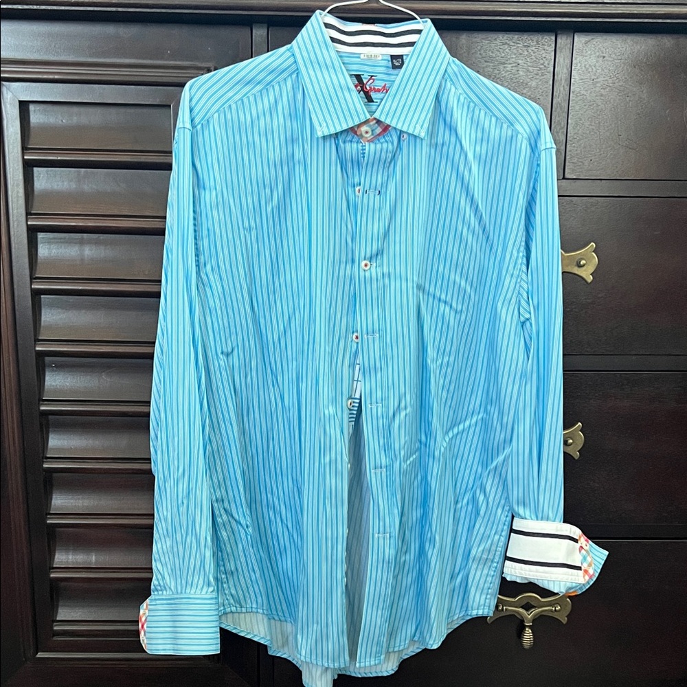 Robert Graham Men's Light Blue Pinstripe Shirt